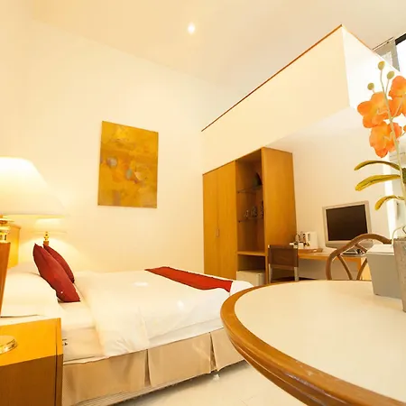 Nern Chalet Beachfront Hotel Hua Hin Exterior photo